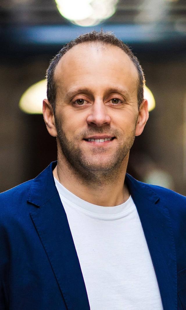 Headshot of Craig Harvey